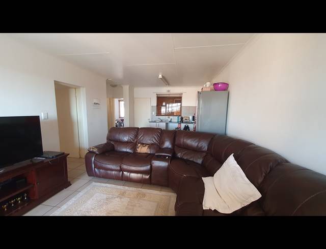 3 BEDROOM SECTIONAL TITLE FOR SALE IN ALBERTSDAL